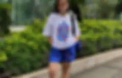 5 Ide Outfit Santai Pakai Celana Pendek Kece Bisa Buat Foto OOTD