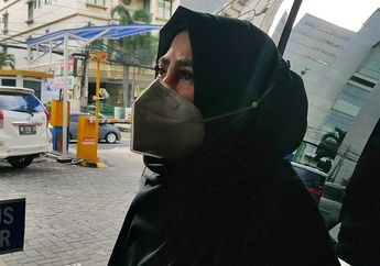 Datangi Rumah Sakit Bunda untuk Jenguk Sang Nenek, Amy Qanita Katakan Raffi Ahmad Sempat Bertemu dengan Lesti Kejora