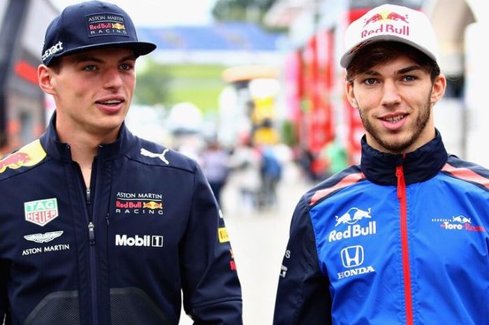 Duet pembalap Red Bull musim 2019, Max Verstappen (kiri) dan Pierre Gasly (kanan)