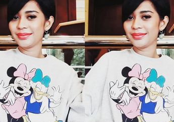 40 Hari Kepergian Sang Anak, Karen Pooroe Ziarah ke Makam Zefania Carina : Mami Dateng Berdoa di Sini Dek