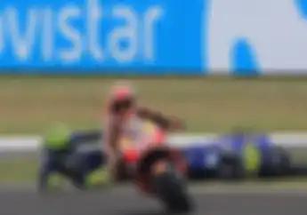 Berlebihan Kecam Marquez, Legenda MotoGP Sarankan  Rossi Tinggalkan Balap dan Kerja Disini