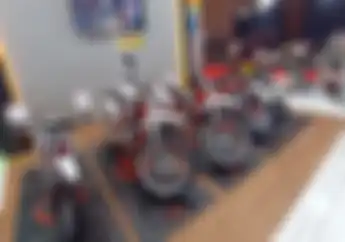 Baru Tahu Kenapa Sih Motor Trail Pakai Pelek Jari-Jari, Ini Alasannya