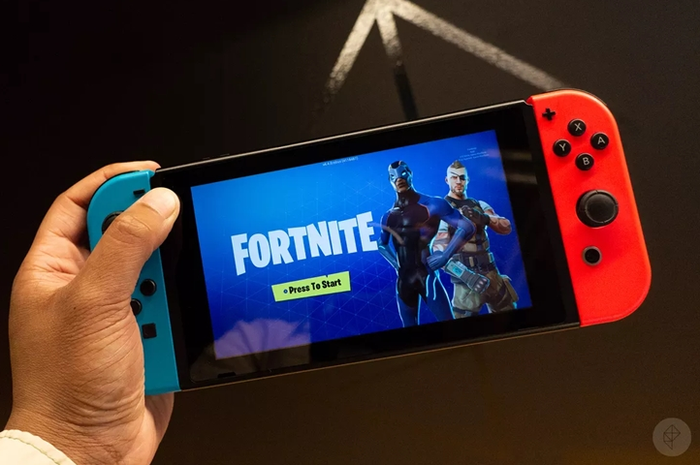 Bermain Fortnite di Nintendo Switch