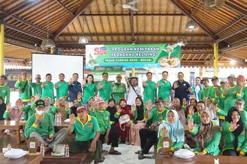 Cerita Pedagang Sayur yang Mendapatkan Gerobak Gratis untuk Jualan: Kami Sangat Berterima Kasih