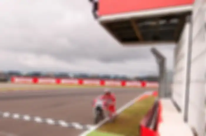 Ducati nyaris juara MotoGP Argentina musim 2016, bubar gara-gara insiden tabrakan di tikungan terakhir