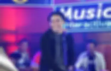 Kejar Rekor MURI, Charly Van Houten Pilih Mundur dari Ajang Penghargaan Musik