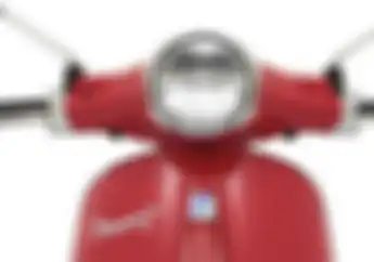 Vespa Luncurkan Motor Baru Anti Minum Bensin, Warna Serba Merah Darah