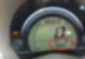 Jarang yang Sadar... Kode Ini Bukti Kalau Yamaha NMAX Punya Bensin Cadangan