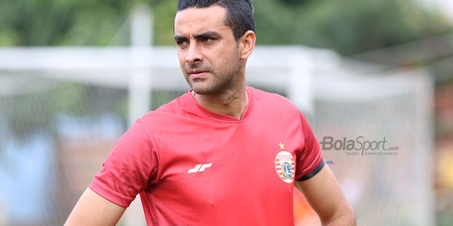 Cerita Bek Persija Otavio Dutra Pernah Hadapi Robinho dan Ricardo Kaka