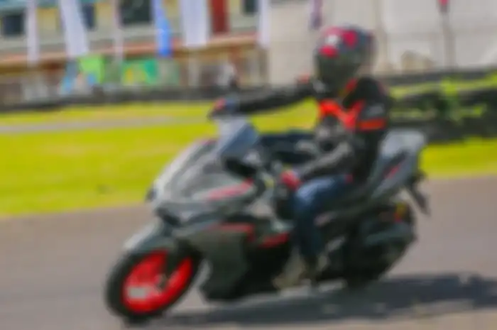Test Ride Yamaha Aerox Turbo