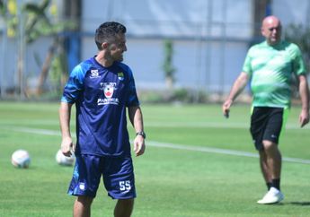 Luis Milla Bawa Segambreng Asisten, Bojan Hodak Cukup Panggil Satu Sekondan untuk Selamatkan Persib