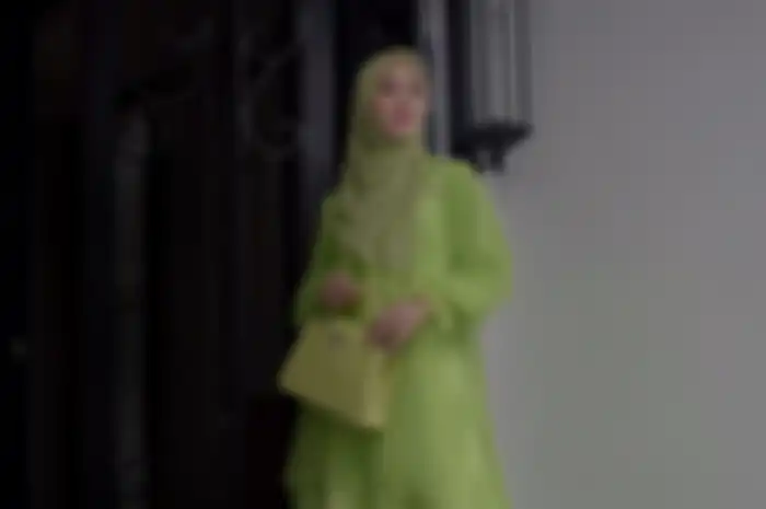 Inspirasi outfit kondangan hijab warna hijau