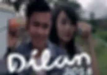 Ngakak! Demam Film Dilan 1990 Ada Versi Ojek Onlinenya, Ini Videonya