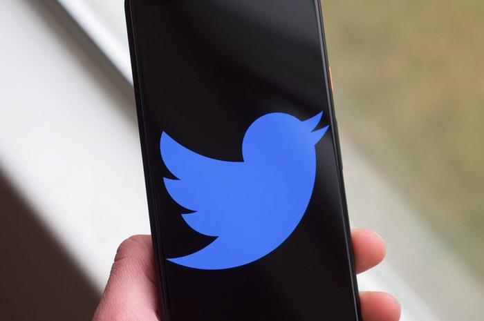 Aplikasi Twitter alami crash setelah update ke versi 8.28