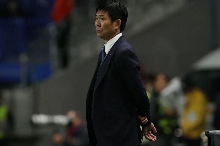 Pelatih timnas Jepang, Hajime Moriyasu, saat memimpin tim di Piala Asia 2023.