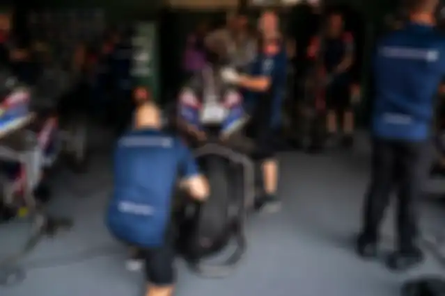 Lihat langsung di paddock bongkar-pasang, motor MotoGP di MotoGP Mandalika 2023