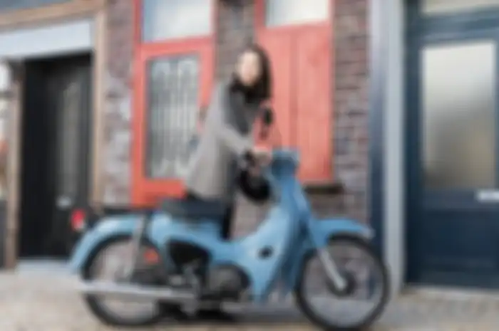 Honda SUper Cub 110 yang berear di Jepang dapat dua warna baru