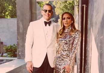 Akhirnya Dilamar Alex Rodriguez, Harga Cincin Tunangan Jennifer Lopez Bikin Menangis
