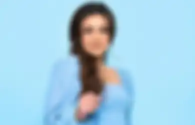 Padahal Beda Keyakinan, Celine Evangelista Malah Nyaman Pakai Baju Muslim Lengkap dengan Hijab di Perayaan Ulang Tahunnya