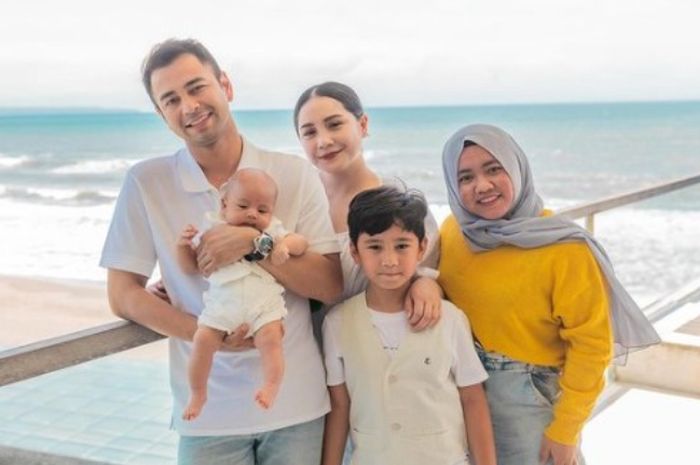 Asisten Raffi Ahmad, Mbak Lala Mampu Buat Iri Denny Cagur, Ada Apa?