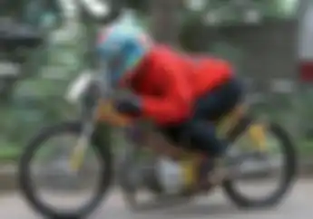 Melesat Bagai Kilat Honda Karisma Ini Karena Seher Diseting Mepet 