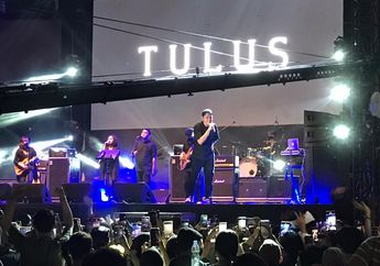 Meski Suara Sedang Serak, Tulus Rela Bawakan 10 Lagu di Festival Big Bang Jakarta 2022 Edisi Ramadan