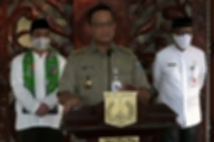 Gubernur DKI Jakarta, Anies Baswedan menghimbau pemudik yang akan kembali ke Jakarta harus membuat SIKM.