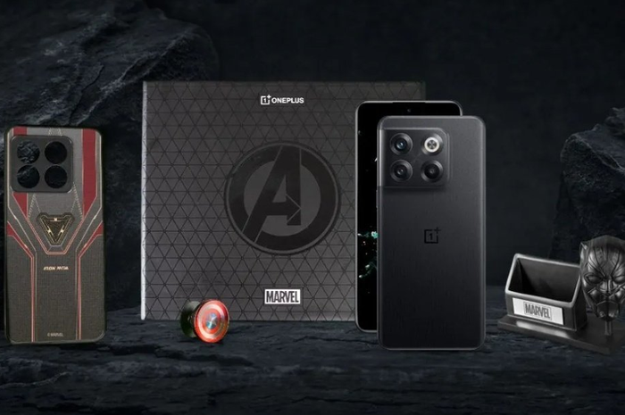 Deretan isi box OnePlus 10T Marvel Edition
