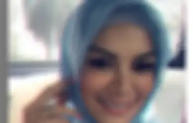 Sempat Putuskan Hijrah Ketika Masuk Perceraian Ketiga, Nikita Mirzani Beberkan Alasan Copot Hijab, Komentar Netizen?