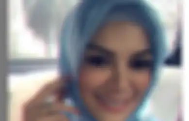 Sempat Putuskan Hijrah Ketika Masuk Perceraian Ketiga, Nikita Mirzani Beberkan Alasan Copot Hijab, Komentar Netizen?