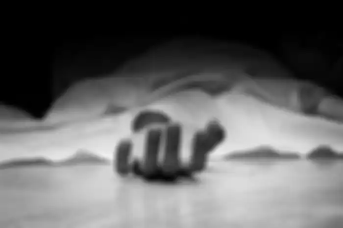 Tangis seorang ibu pecah saat saksikan jasad putri dan cucunya di dalam peti jenazah
