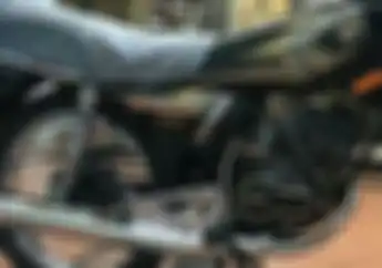 Masih Pakai Motor 2-tak? Begini Cara Membersihkan Knalpotnya, Gak Perlu Dibakar
