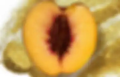 Jaga Kesehatan Vagina, Cukup Biasakan Makan 5 Jenis Buah Ini!