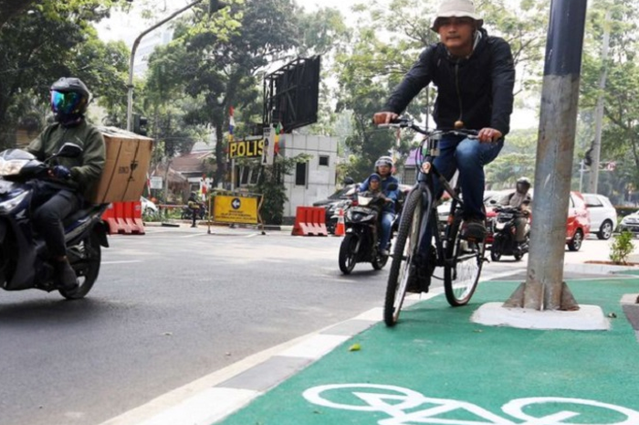 Bikers harus paham beberapa jalur sepeda menurut ahli transportasi.