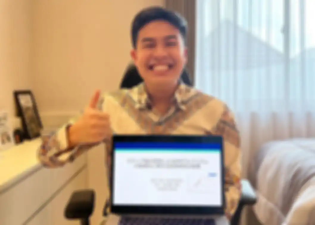 Membuat banyak orang bingung karena ditulis menggunakan bahasa Jepang, ternyata ini judul skripsi Jerome. 