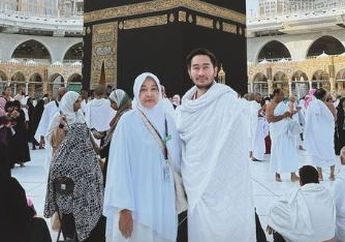 Jeje Govinda Tak Henti Terisak Setiap dapat Kabar dari Rumah Duka soal Ibunda