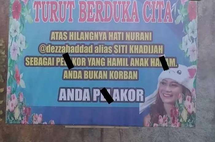 Viral karangan bunga dari istri sah untuk pelakor.