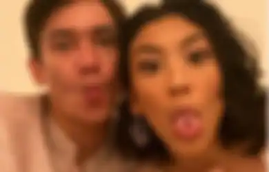 Sebentar Lagi Sandang Status 'Ayah', Adipati Dolken Kabarkan Kehamilan Pertama Sang Istri Setelah 2 Tahun Menanti, Baby Bump Canti Tachril Langsung Jadi Sorotan