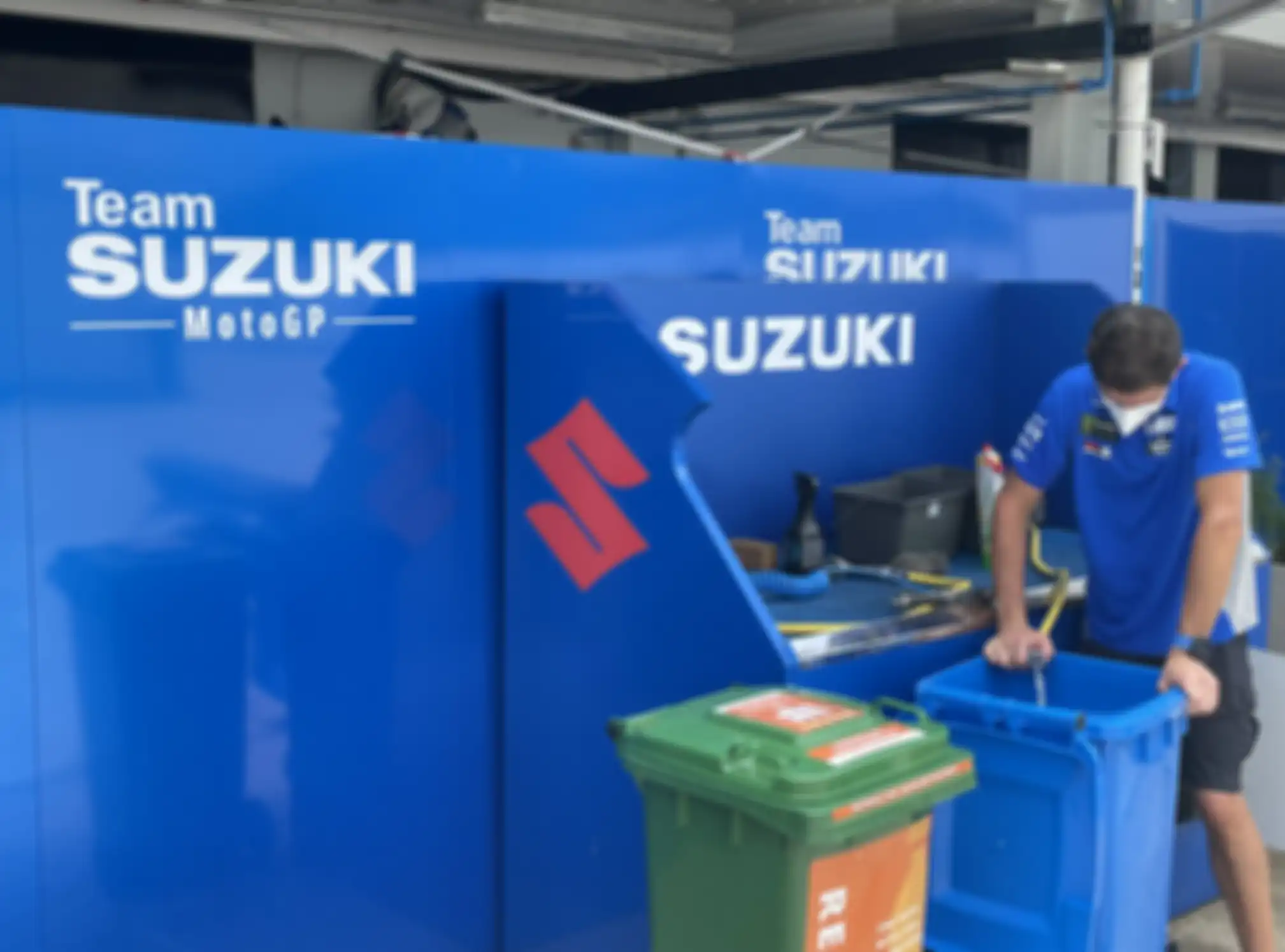 Tim Suzuki Ecstar persiapkan tempat unik untuk Alex Rins berendam.