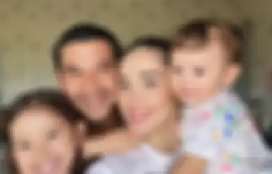 Sang Putri Kecil Alami Panas Tinggi hingga Kejang, Yasmin Wildblood Ungkap Anak Keduanya Terkena Virus, Begini Kondisinya Kini