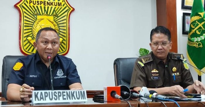 Ketut Sumedana selaku Kapuspenkum Kejaksaan Agung di kantornya, Senin (1/4/2024).