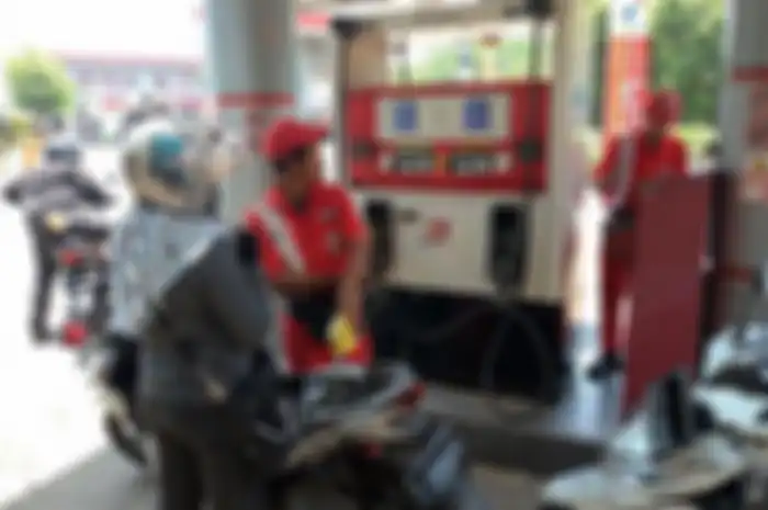 Bensin Premium masih dijual bebas, Pertamina angkat bicara soal wacana penghapusan bensin murah.