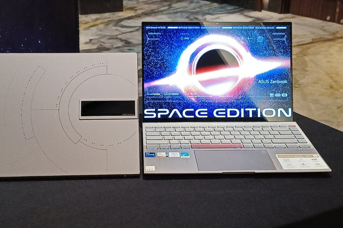 ASUS Zenbook 14X OLED Space Edition adalah laptop dengan tampilan yang cukup spesial dan spesifikasi terbarik dari Zenbook series