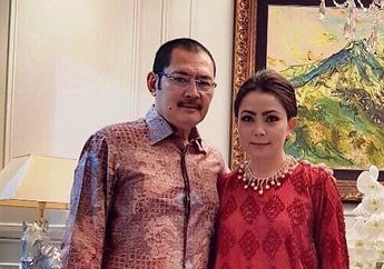 Jadi Sosialita Sekelas Keluarga Cendana, Gaya Kece Mayangsari Sukses Bikin Terpukau, Istri Bambang Trihatmodjo Sentil Orang yang Malu Pakai Batik: Kamu Kurang Piknik!