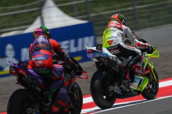 Reflek gesit Marco Bezzecchi yang mampu hindarkan tubrukan di sprint MotoGP Indonesia 2024 dipuji Francesco Bagnaia.