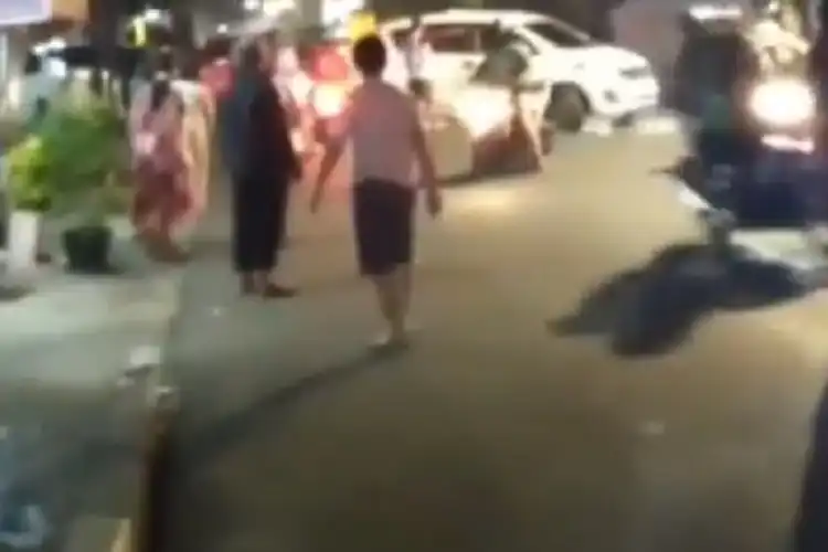 Matraman Mencekam, Video Warga Lagi-lagi Bentrok dengan Geng Motor, Polisi Sampai Kewalahan