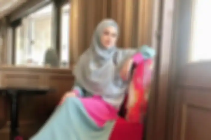 Tunjukkan Piagam Penghargaan Sang Ayah Saat Peringati Hari Pahlawan, Mulan Jameela: Pahlawan Sejatiku