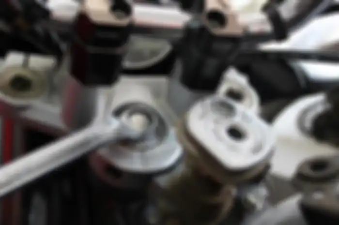 Deteksi kerusakan pada komstir motor