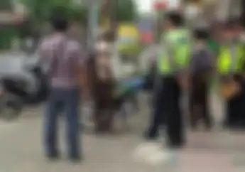 Ternyata, Modus Hipnotis Kembali Muncul. Kini Dua Pelajar SMK Menjadi Korban Kehilangan Motornya