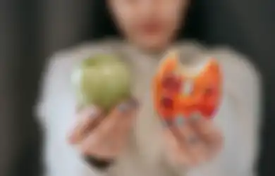 Simak Hukumnya Jika Ada Sisa Makanan di Sela Gigi dan Tak Sengaja Tertelan, Apakah Batalkan Puasa Ramadhan?